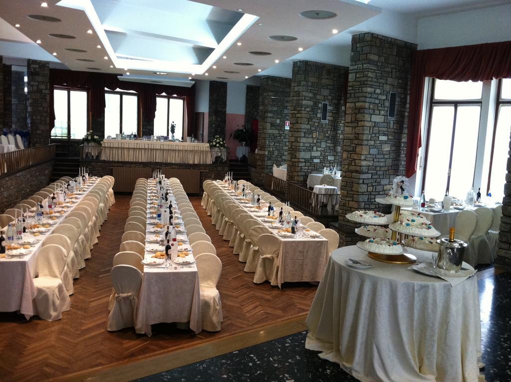 Hotel Piemonte Lanzo Torinese Eksteriør billede